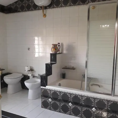 Santa Barbara 3* إيغليزياس