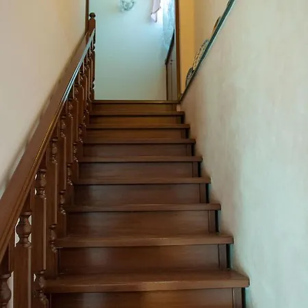 לינה וארוחת בוקר Santa Barbara איגלסיאס